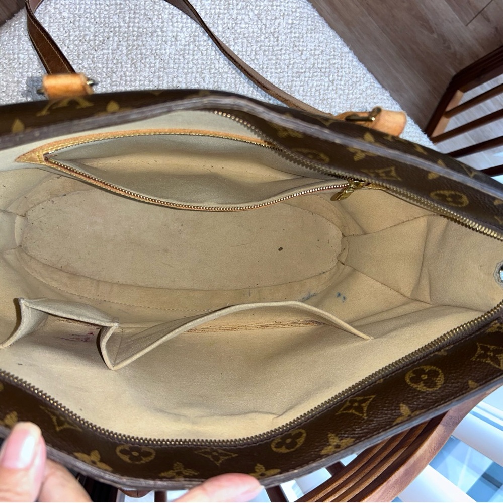Authentic 🥰Louis Vuitton Monogram Baylone totes - Picture 7 of 16